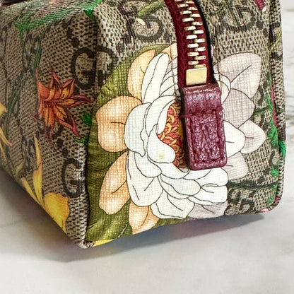 GUCCI Flora Cosmetic Pouch Purse GG Supreme Marmont Charm Beige Leather Auth