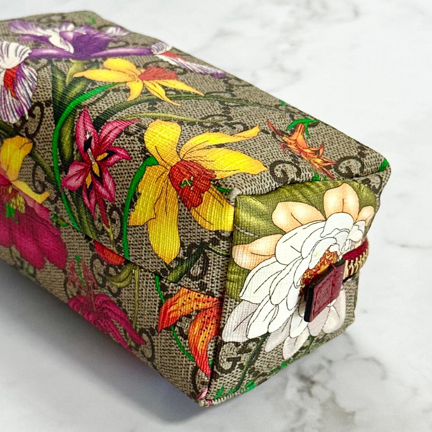 GUCCI Flora Cosmetic Pouch Purse GG Supreme Marmont Charm Beige Leather Auth