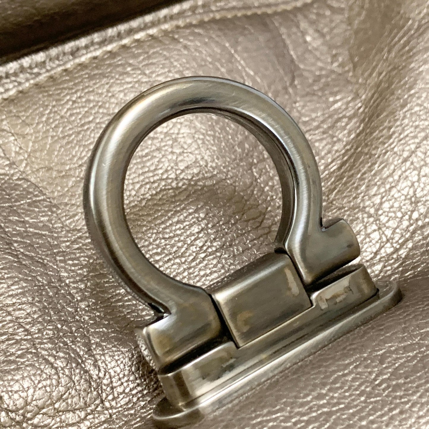 Salvatore Ferragamo Bag Sofia Gancini Shoulder Hand Tote Purse Leather Gold Auth