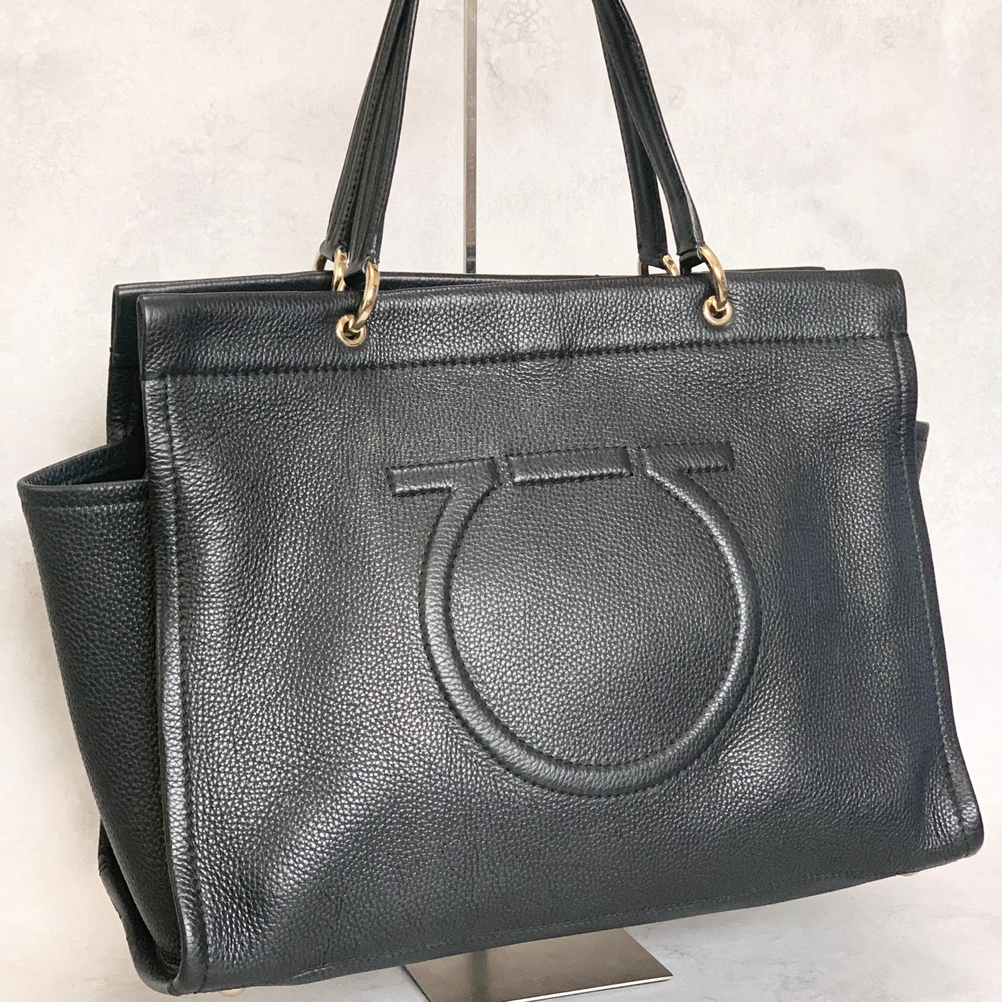 Salvatore Ferragamo Gancini Bag Handbag Tote Purse Leather Black Authentic Used