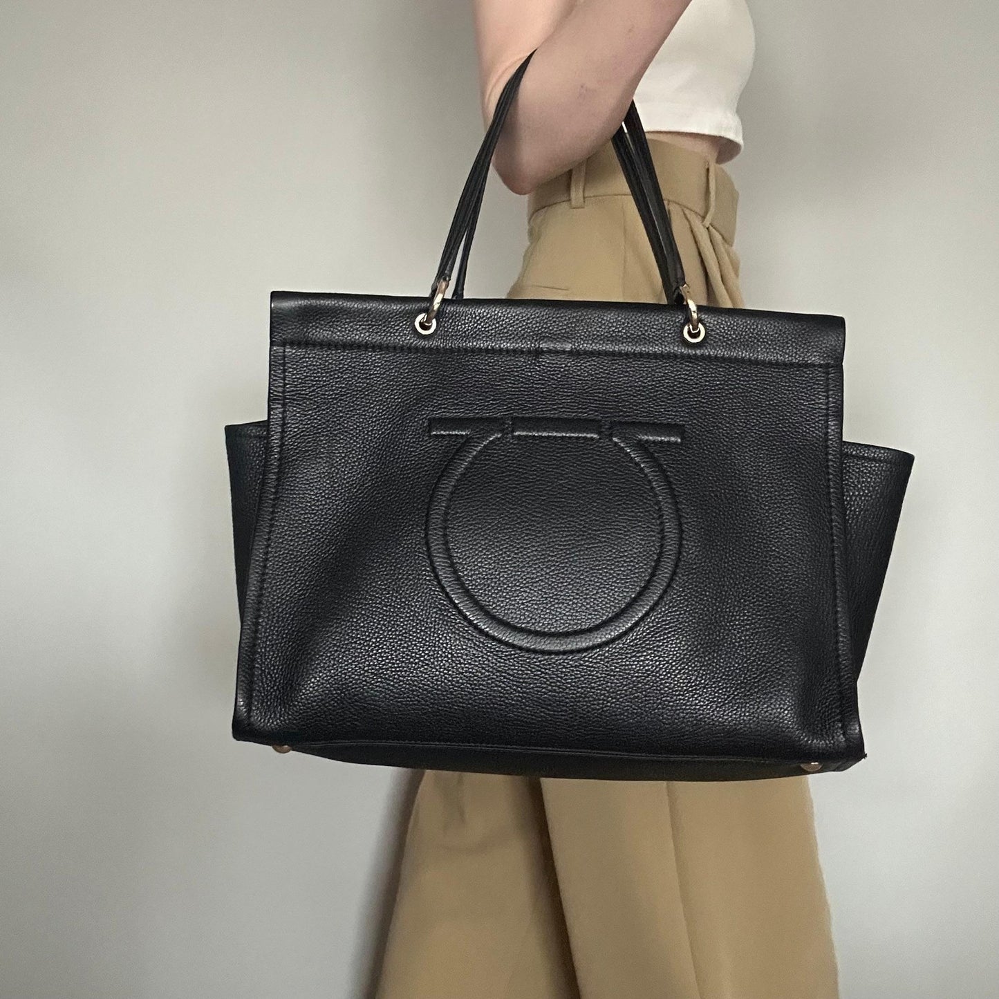 Salvatore Ferragamo Gancini Bag Handbag Tote Purse Leather Black Authentic Used