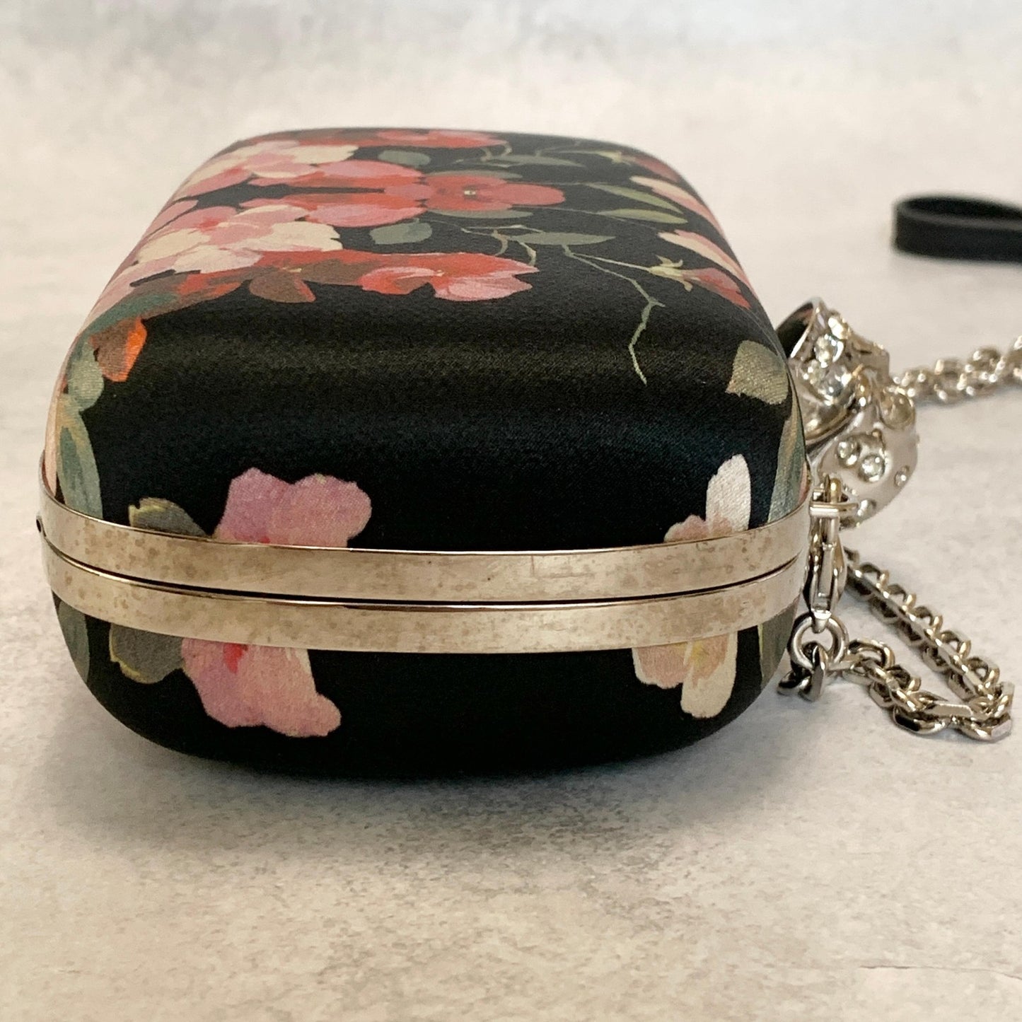 Alexander McQueen Bag Skull Chain Flower convertible Clutch Purse Hand Metal