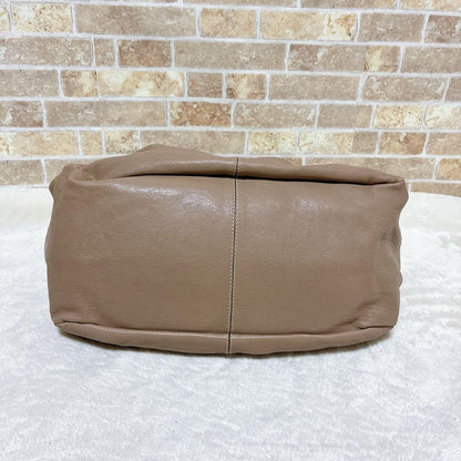 TOD'S Hand Bag Tote Purse Beige Leather Authentic