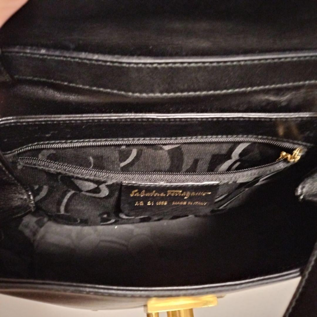 Salvatore Ferragamo Hand Shoulder Bag Tote Purse Leather Black Authentic