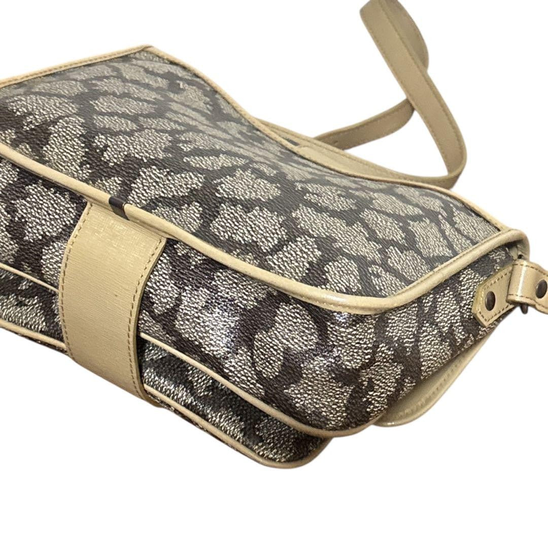 Saint Laurent Shoulder Bag Purse YSL Cassandra Leather Canvas Authentic