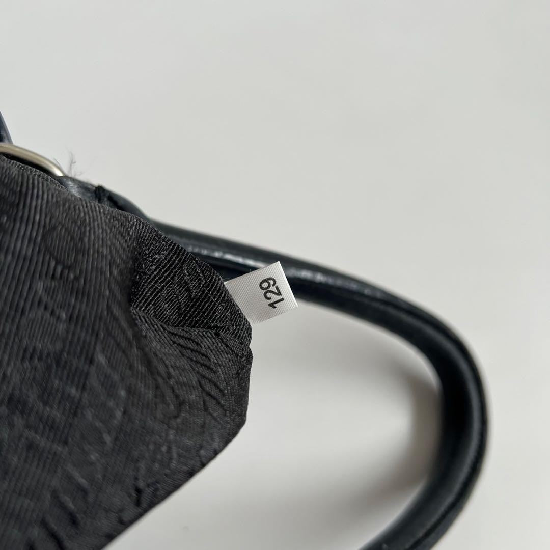 PRADA Hand Bag Tote Purse GATHER DESIGN Leather Black Authentic