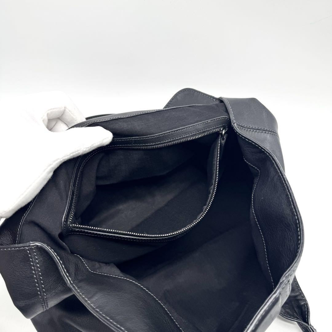 TOD'S Hand Bag Tote Purse Turn Lock Leather Black Authentic