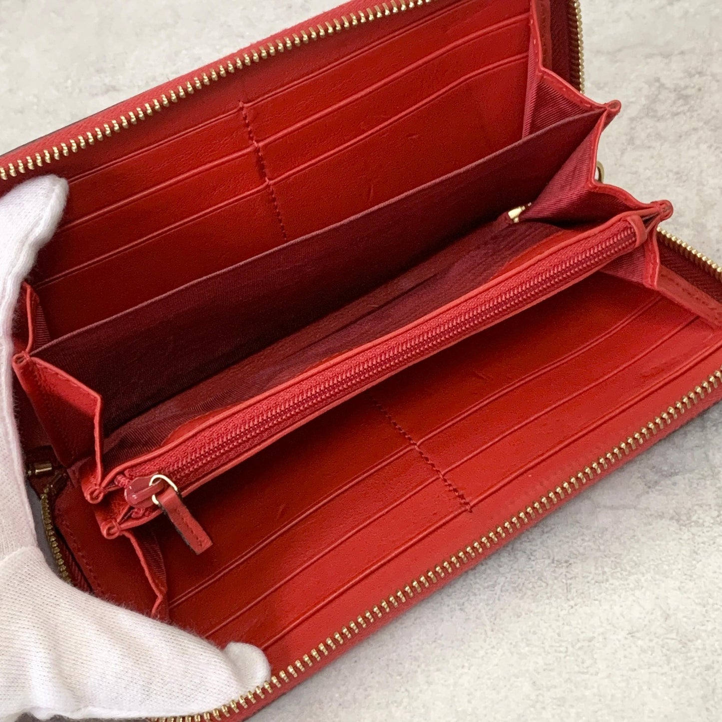 GUCCI Wallet Apple GG Supreme Round Zip Long Purse Leather Brown Red Used Auth