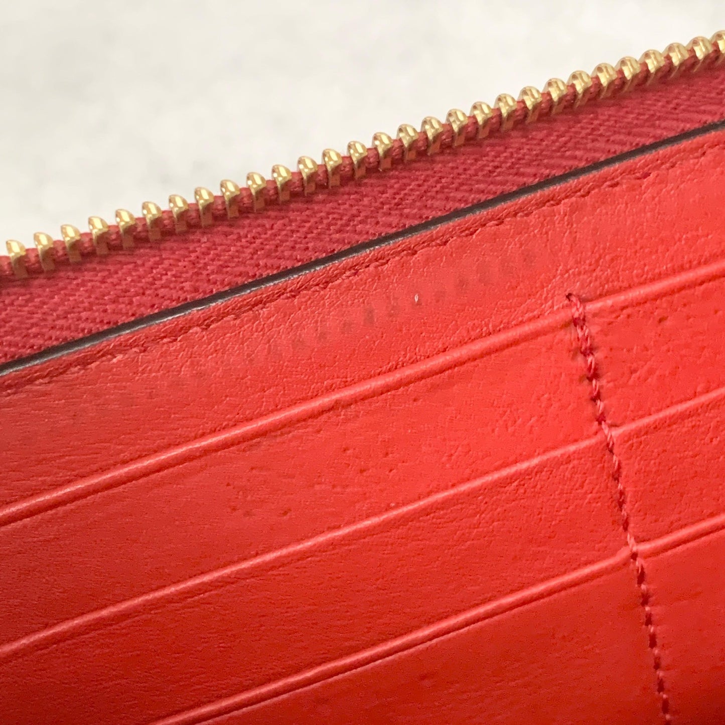 GUCCI Wallet Apple GG Supreme Round Zip Long Purse Leather Brown Red Used Auth