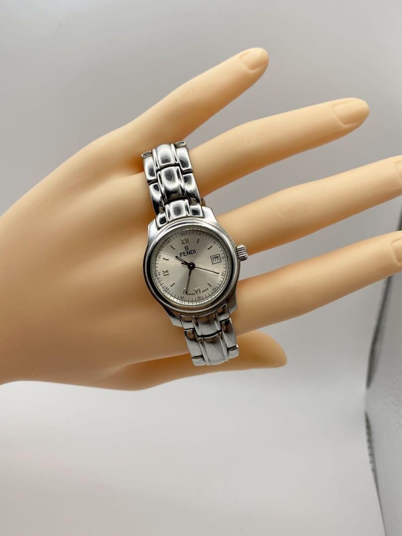 FENDI 210L Quartz Watch Wristwatch FF Logo White Silver Women's Authentic