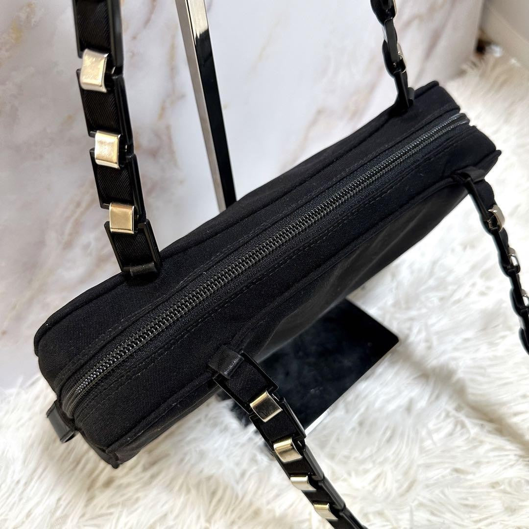 Salvatore Ferragamo VARA RIBBON Purse Shoulder bag Black Used Authentic Women's