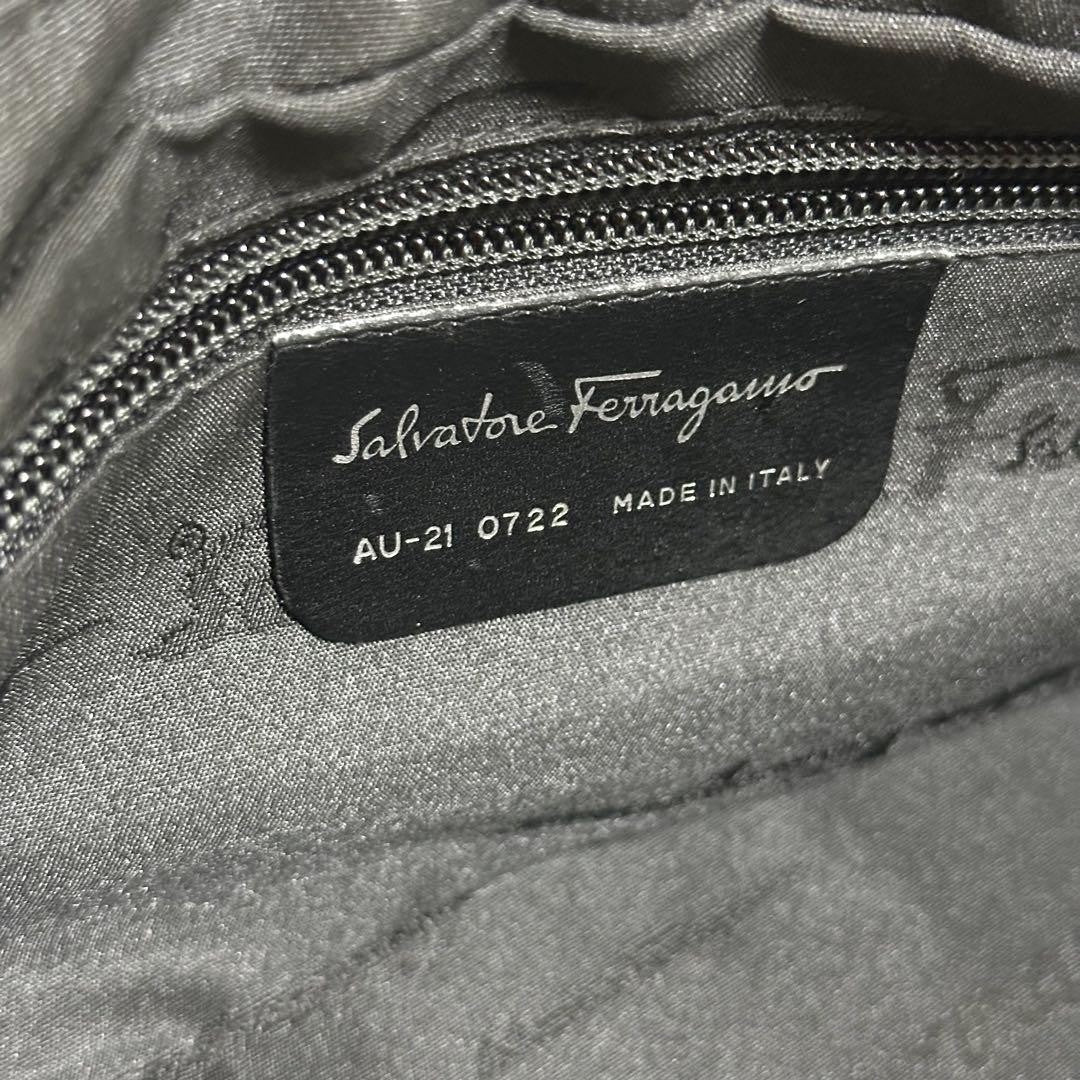 Salvatore Ferragamo VARA RIBBON Purse Shoulder bag Black Used Authentic Women's