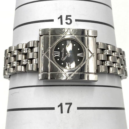 Christian Dior D82-100 Quartz Watch Wristwatch Logo Silver Women's Authentic