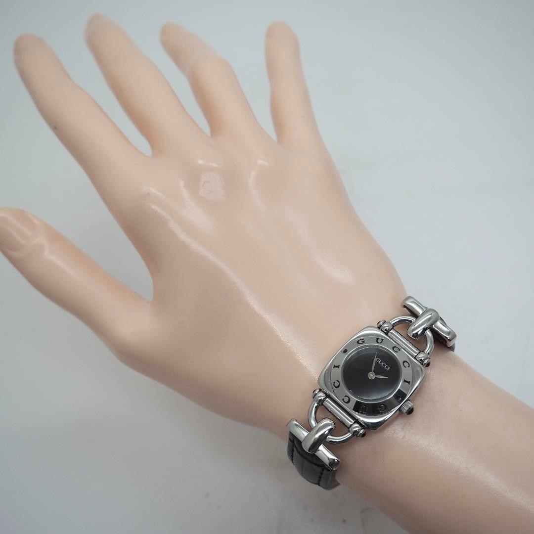 GUCCI 6300L Quartz Watch Wristwatch Black Silver Women's Authentic