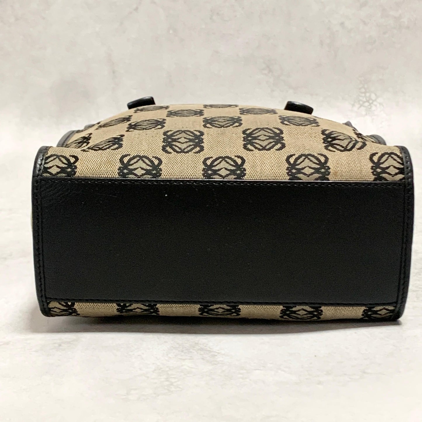 LOEWE Bag Anagram Hand Tote Purse Canvas Leather Beige Black Silver Authentic