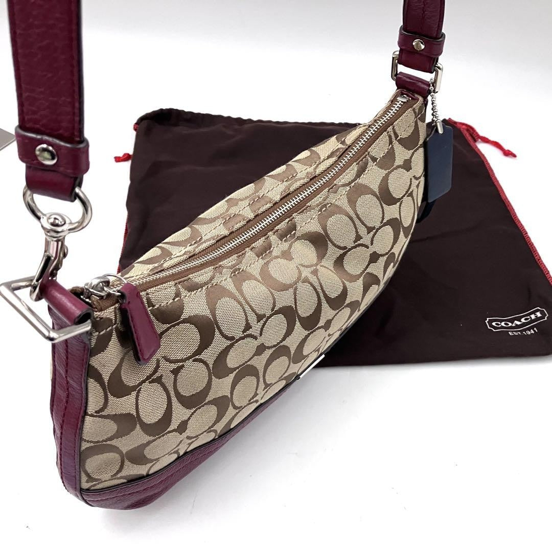 COACH Shoulder Bag Purse Signature Canvas Leather Beige Red Authentic