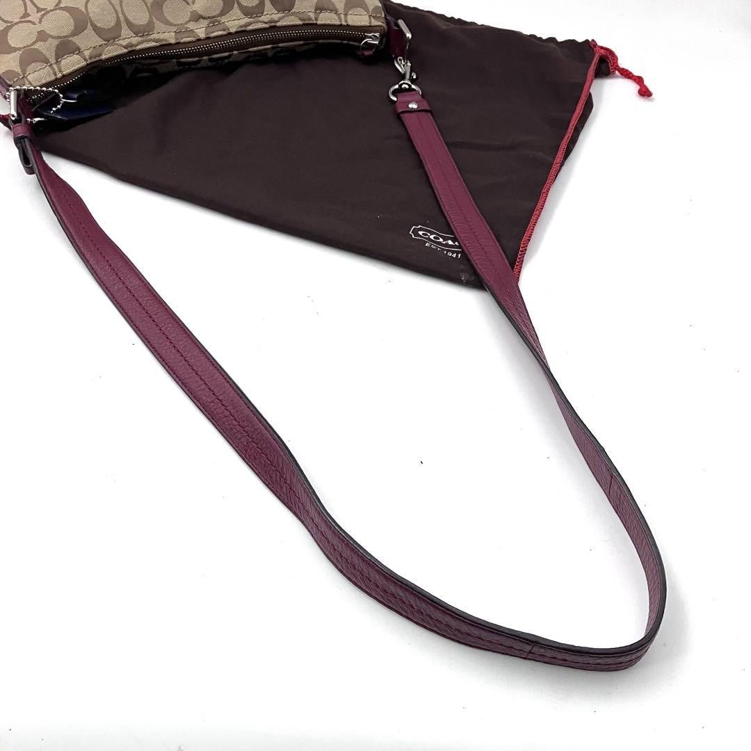 COACH Shoulder Bag Purse Signature Canvas Leather Beige Red Authentic