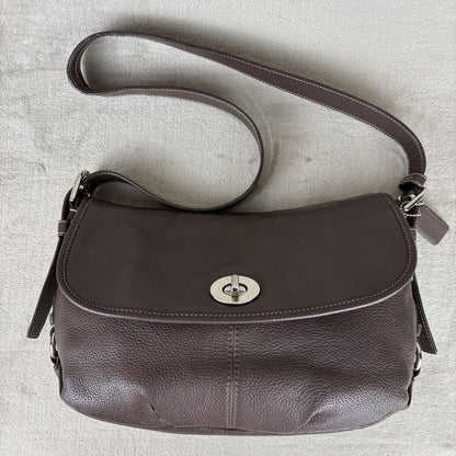 COACH Shoulder Bag Purse Turn Lock Leather Dark Brown Authentic