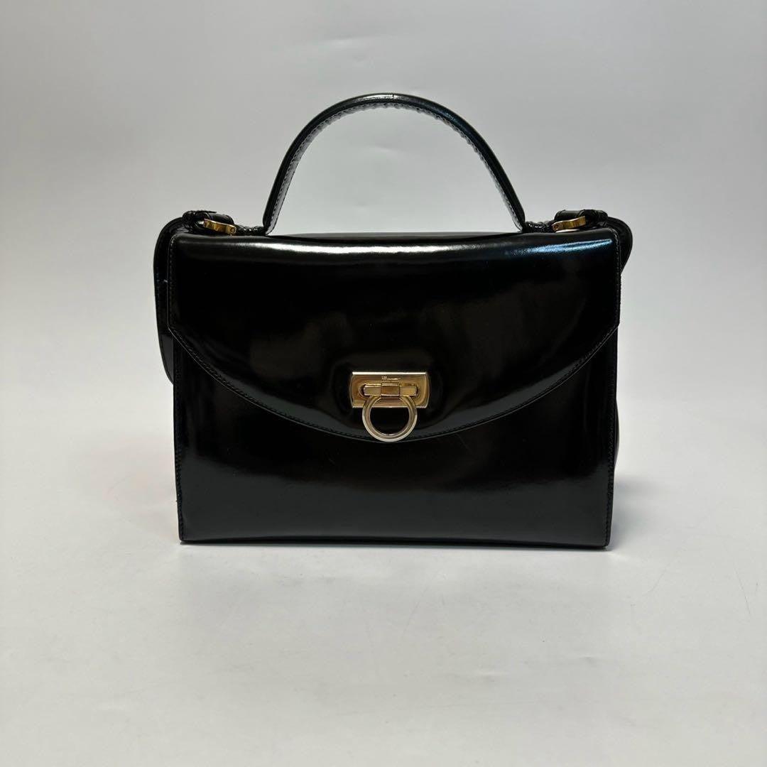 Salvatore Ferragamo Hand Shoulder Bag Purse 2way Gancini Patent Leather Black