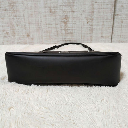 Salvatore Ferragamo shoulder bag Purse VARA Dark Brown Leather Authentic Women's