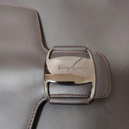Salvatore Ferragamo shoulder bag Purse VARA Dark Brown Leather Authentic Women's
