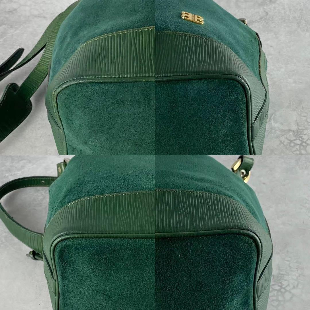 BALENCIAGA Shoulder Bag Purse BB Suede Leather Green Authentic