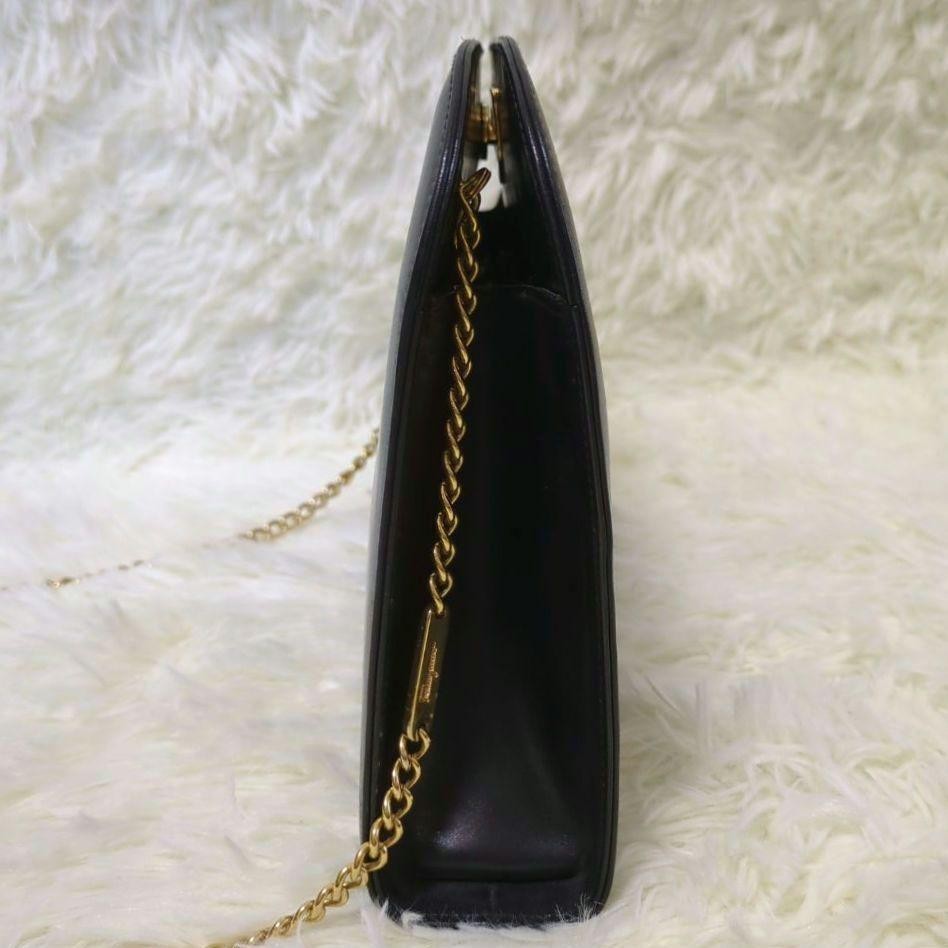 Salvatore Ferragamo shoulder bag Purse Gancini Black Gold chain Leather Used