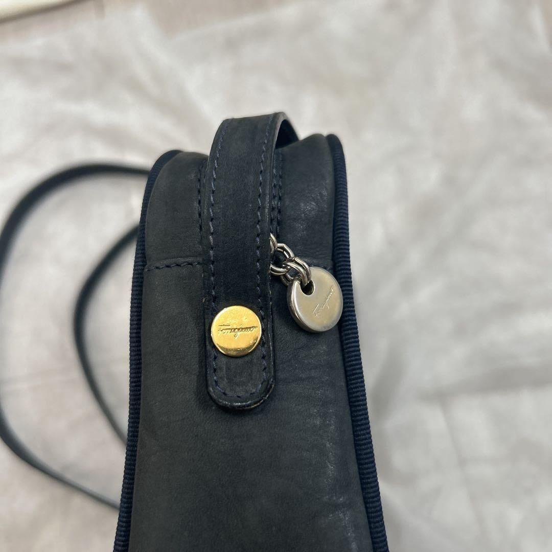 Salvatore Ferragamo shoulder bag Purse VARA Dark Navy Suede Authentic Women's