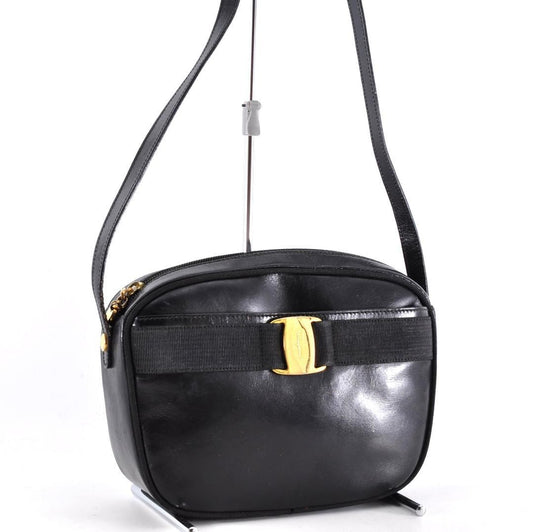 Salvatore Ferragamo Shoulder Bag Purse Vara Leather Black Authentic