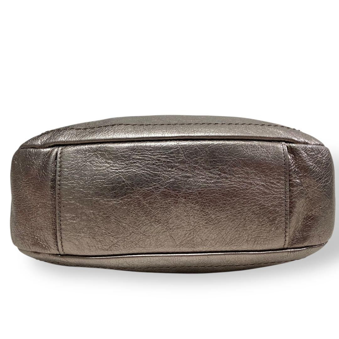 Salvatore Ferragamo Shoulder Bag Purse Gancini Leather Silver Authentic