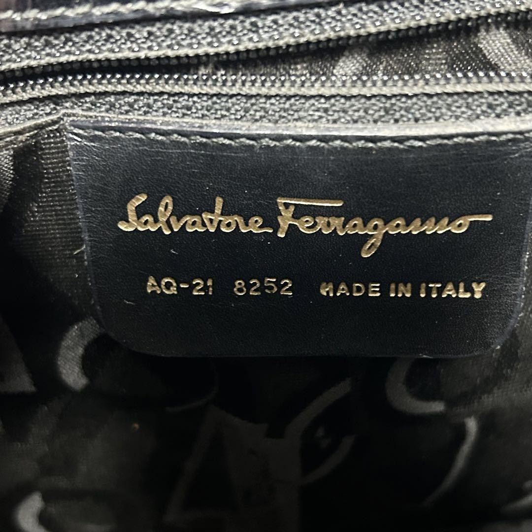 Salvatore Ferragamo Hand Bag Tote Purse Vara Ribbon Black Authentic
