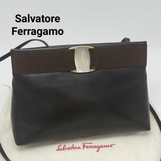 Salvatore Ferragamo Shoulder Bag Purse Vara Leather Dark Brown Authentic