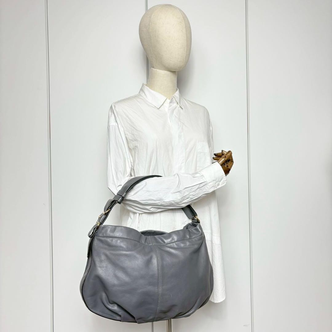 Salvatore Ferragamo Shoulder Bag Purse Vara Leather Gray Authentic