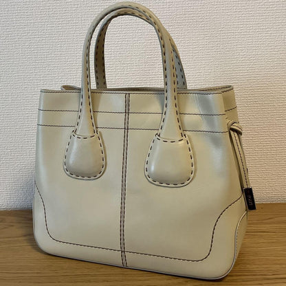 TOD'S Hand Bag Tote Purse Leather Off White Beige Authentic