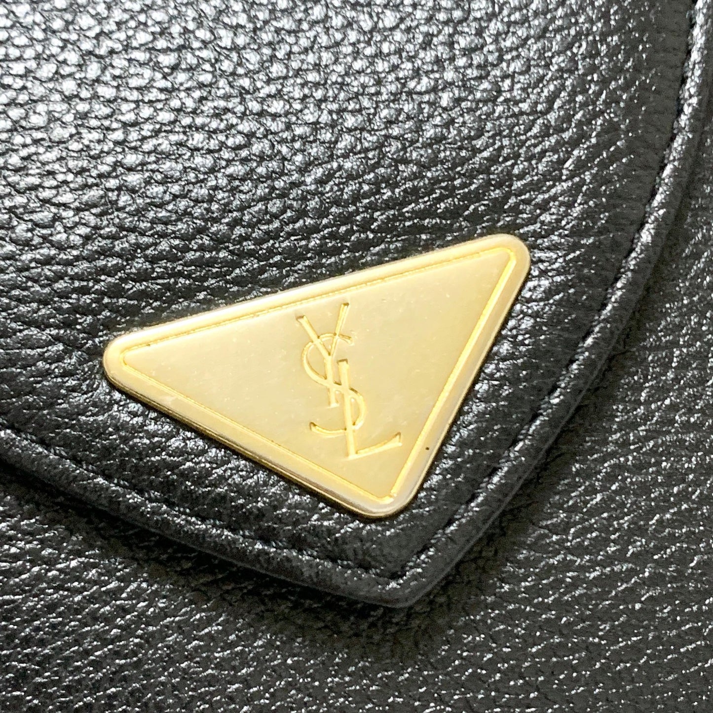 Saint Laurent Bag YSL Cassandra Clutch Purse Hand Leather Black Gold Authentic