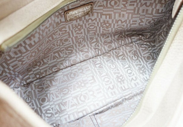 Salvatore Ferragamo Shoulder Bag Purse Leather Beige Authentic