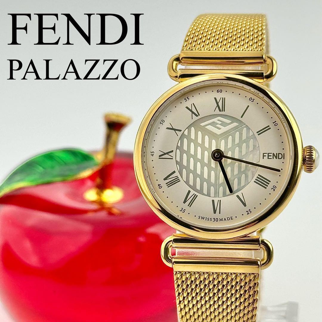 FENDI Quartz Watch Wristwatch Logo White Gold Women's Authentic
