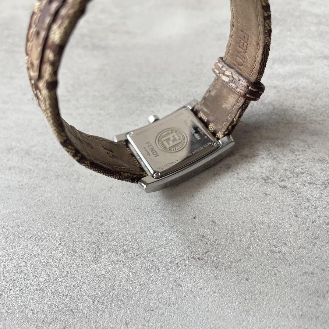 FENDI 7000L Quartz Watch Wristwatch FF Zucca Logo Silver Beige Women's Authentic