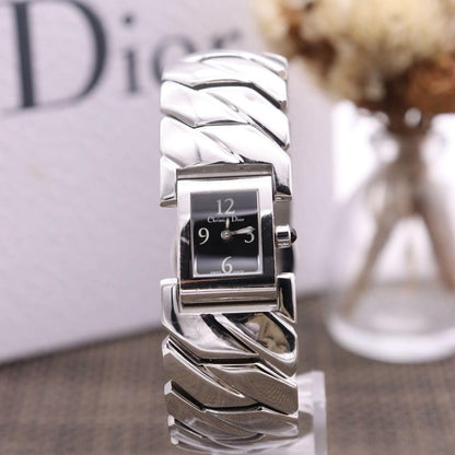 Christian Dior D72-100 Quartz Watch Wristwatch Logo Silver Women's Authentic