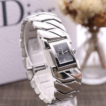 Christian Dior D72-100 Quartz Watch Wristwatch Logo Silver Women's Authentic
