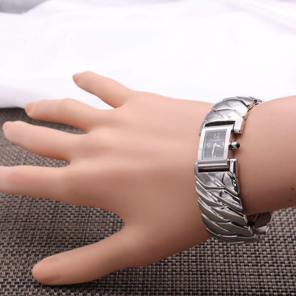 Christian Dior D72-100 Quartz Watch Wristwatch Logo Silver Women's Authentic