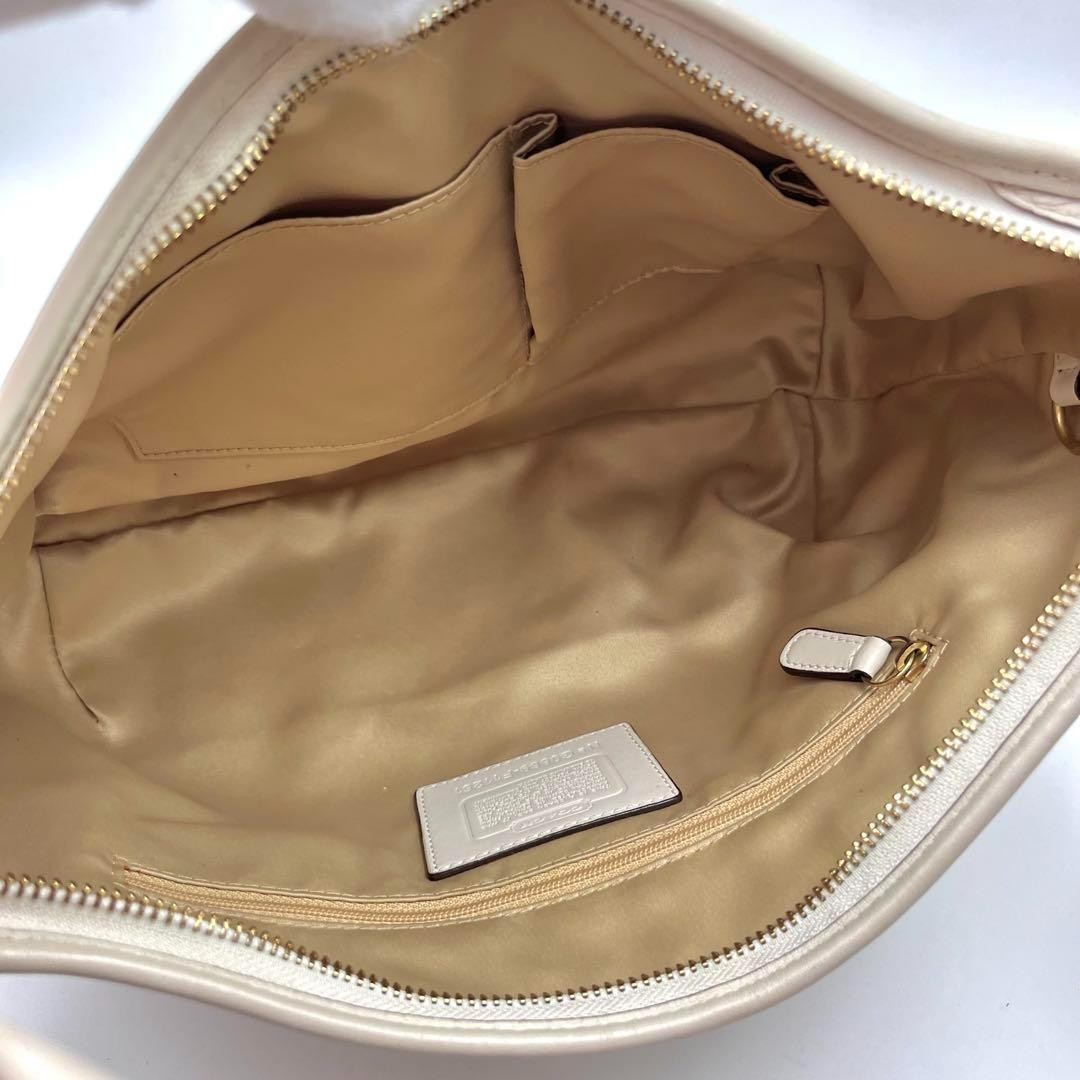 COACH Shoulder Bag Purse Leather White Authentic