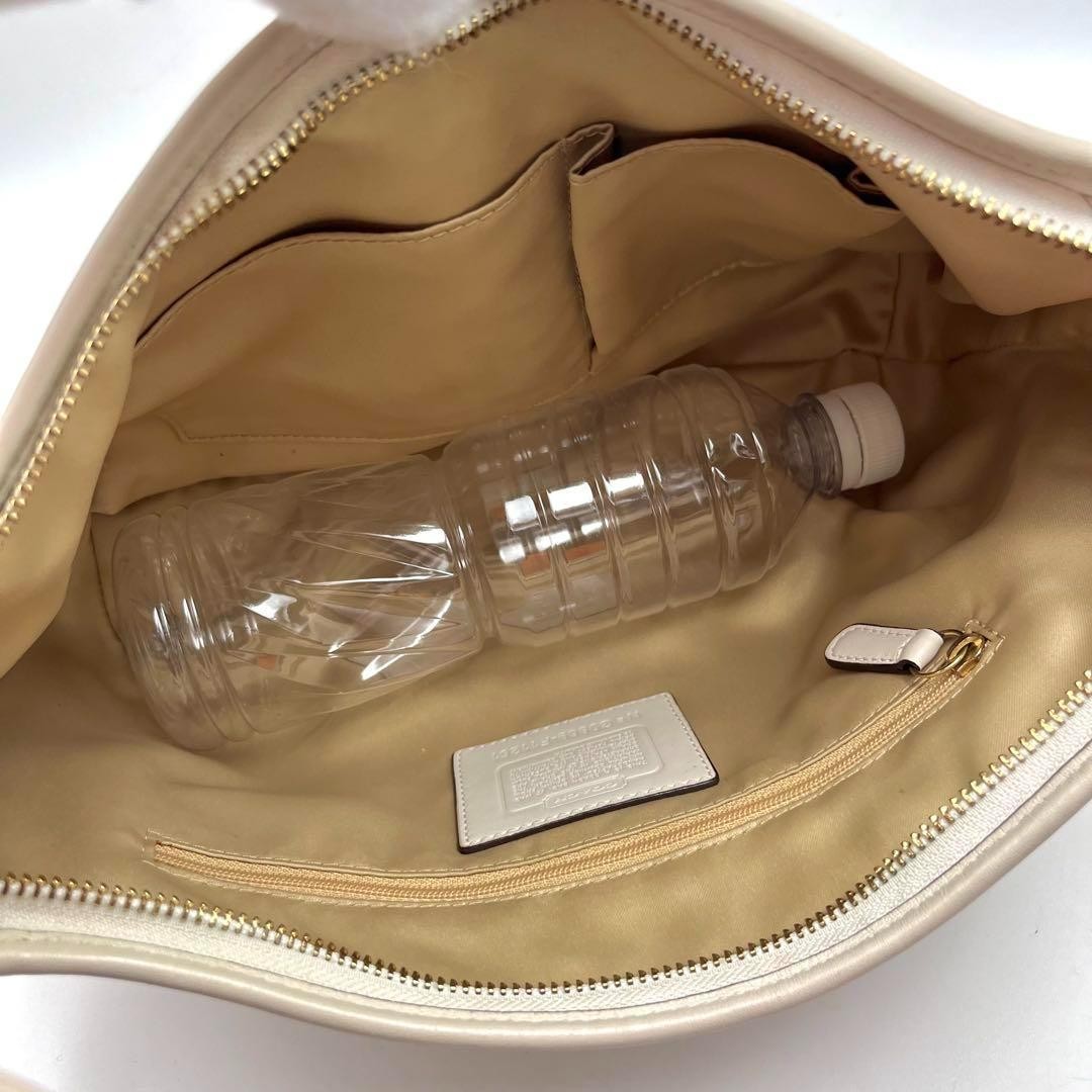 COACH Shoulder Bag Purse Leather White Authentic