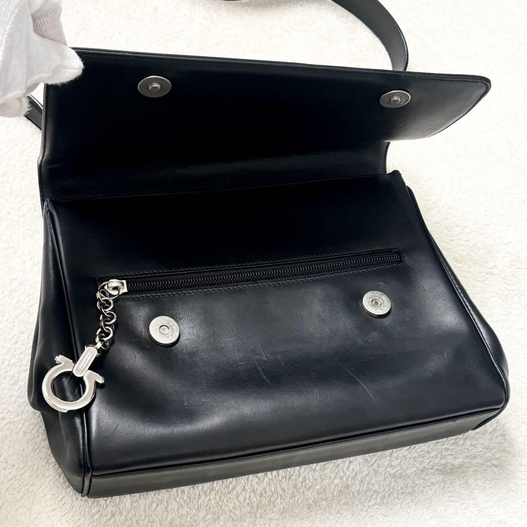Salvatore Ferragamo Shoulder Bag Purse Gancini Leather Authentic Black