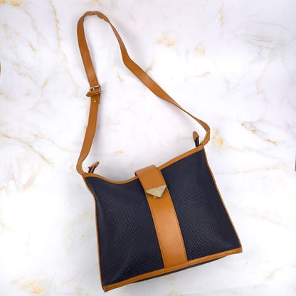 Saint Laurent Shoulder Bag Purse YSL Cassandra Leather Brown Black Authentic