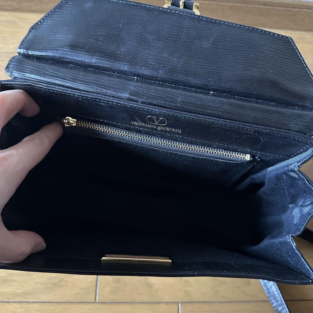 Valentino Garavani Shoulder Bag Purse convertible Logo Leather Black Authentic
