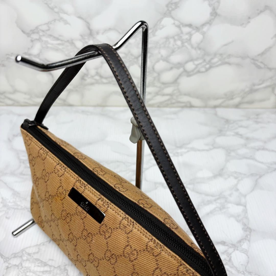 GUCCI Accessory Pouch GG Canvas Authentic