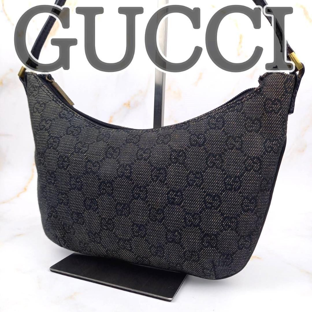 GUCCI Accessory Pouch Shoulder Bag Purse GG Canvas Leather Black Authentic