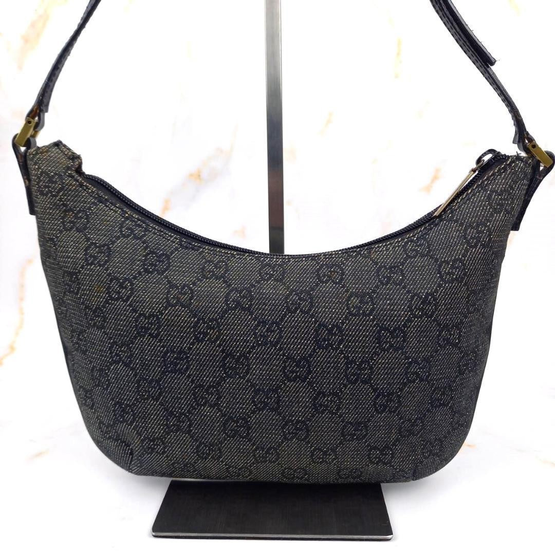 GUCCI Accessory Pouch Shoulder Bag Purse GG Canvas Leather Black Authentic