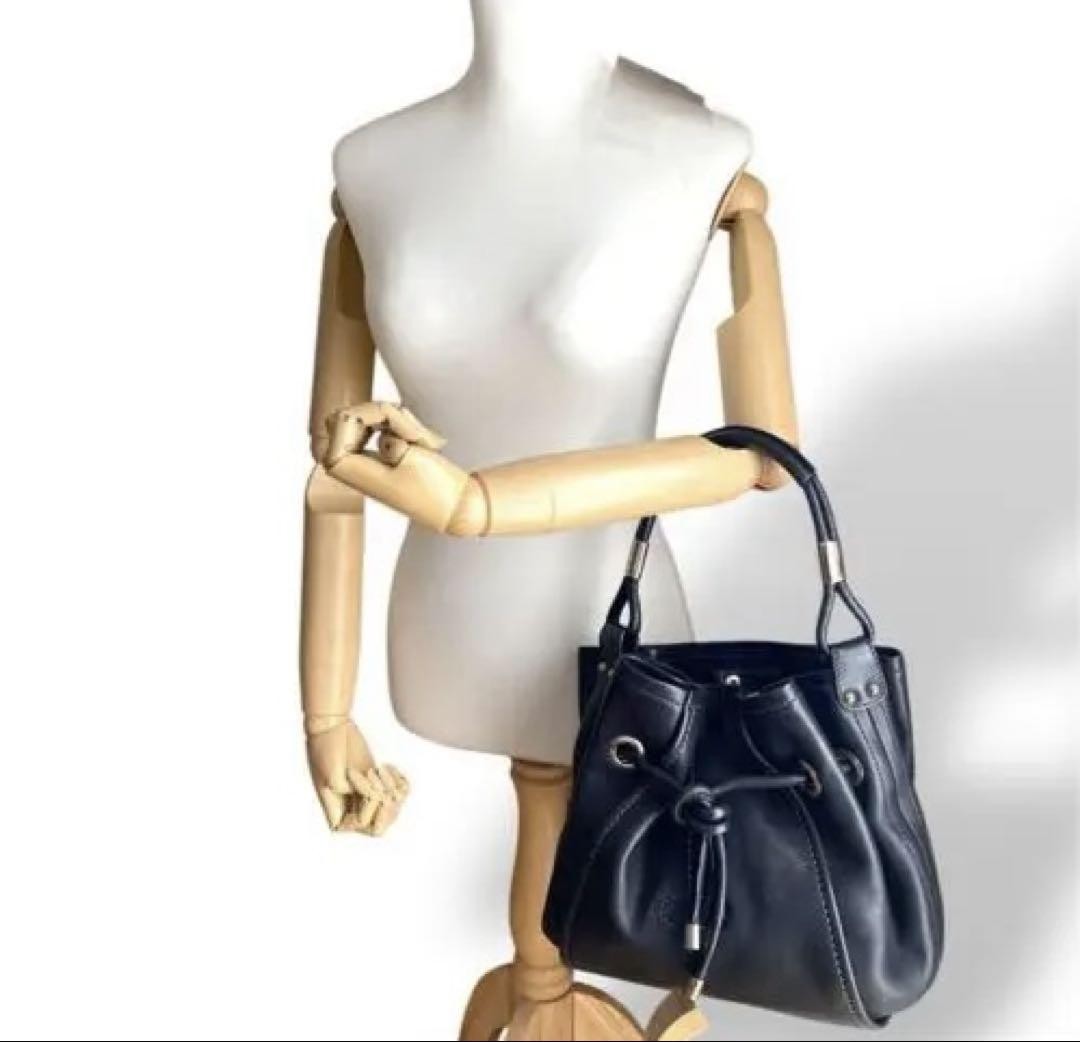 TOD'S Hand Bag Tote Purse Black Leather Authentic
